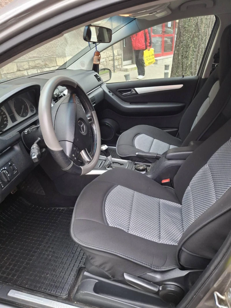 Mercedes-Benz B 200, снимка 4 - Автомобили и джипове - 53263986