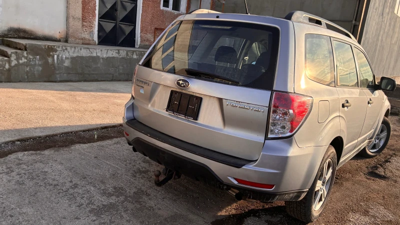 Subaru Forester, снимка 3 - Автомобили и джипове - 53434415