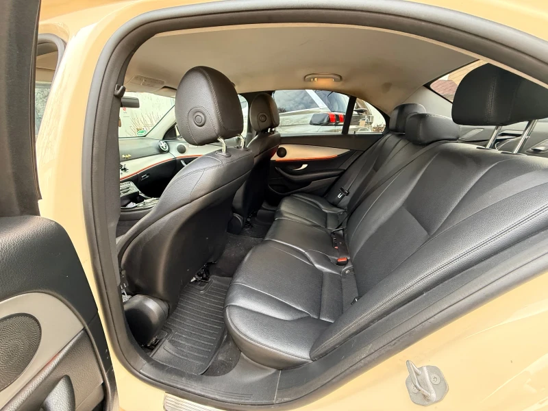 Mercedes-Benz E 200 9-G tronic 2018г. 4.7-разход, снимка 10 - Автомобили и джипове - 53530317