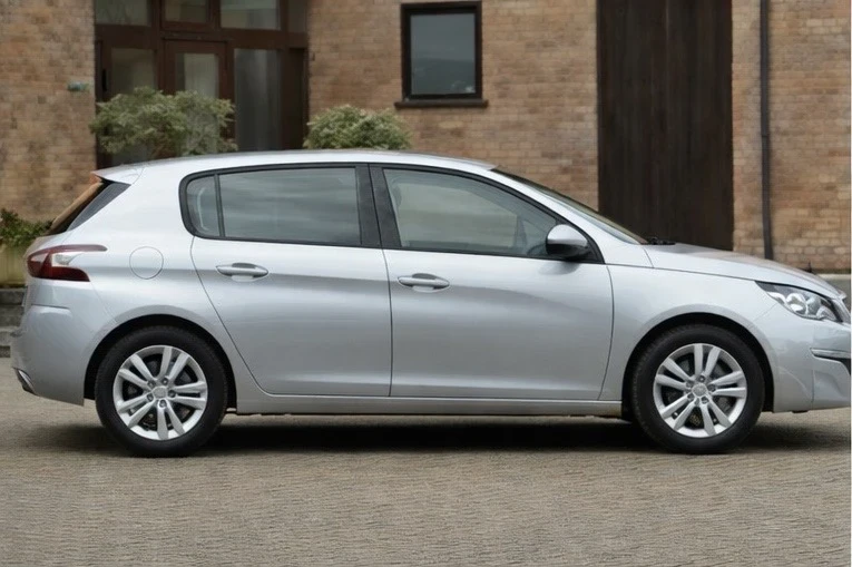 Peugeot 308, снимка 5 - Автомобили и джипове - 52913124