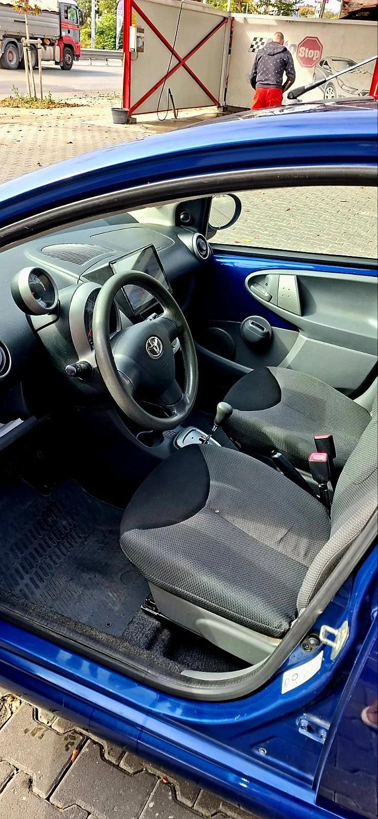 Toyota Aygo, снимка 5 - Автомобили и джипове - 56494255