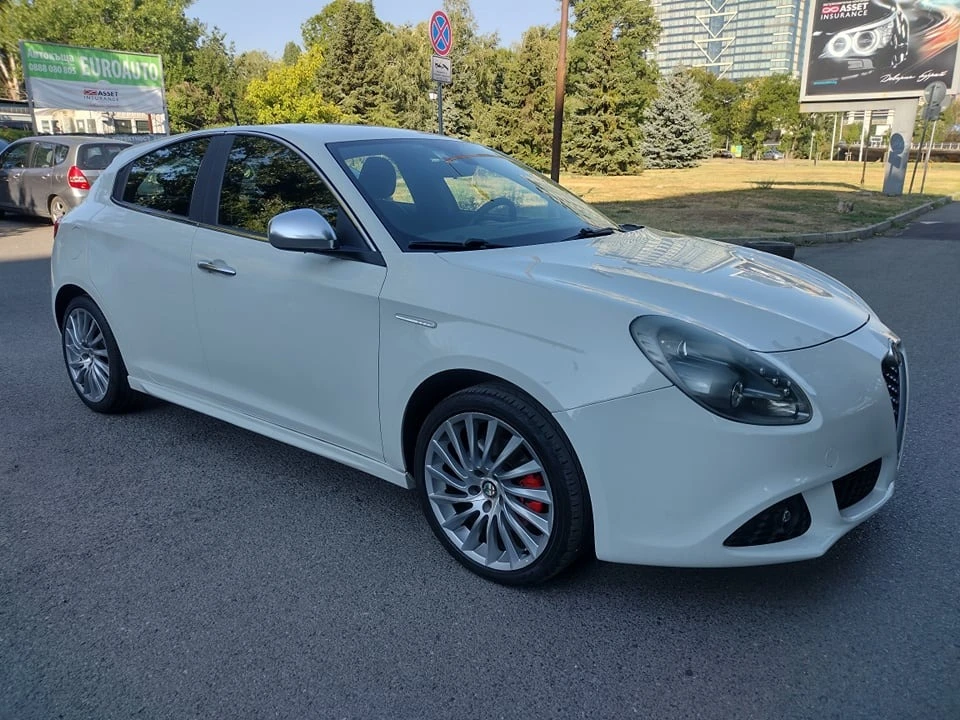 Alfa Romeo Giulietta 1,4T 170ps AUTOMATIC - изображение 2