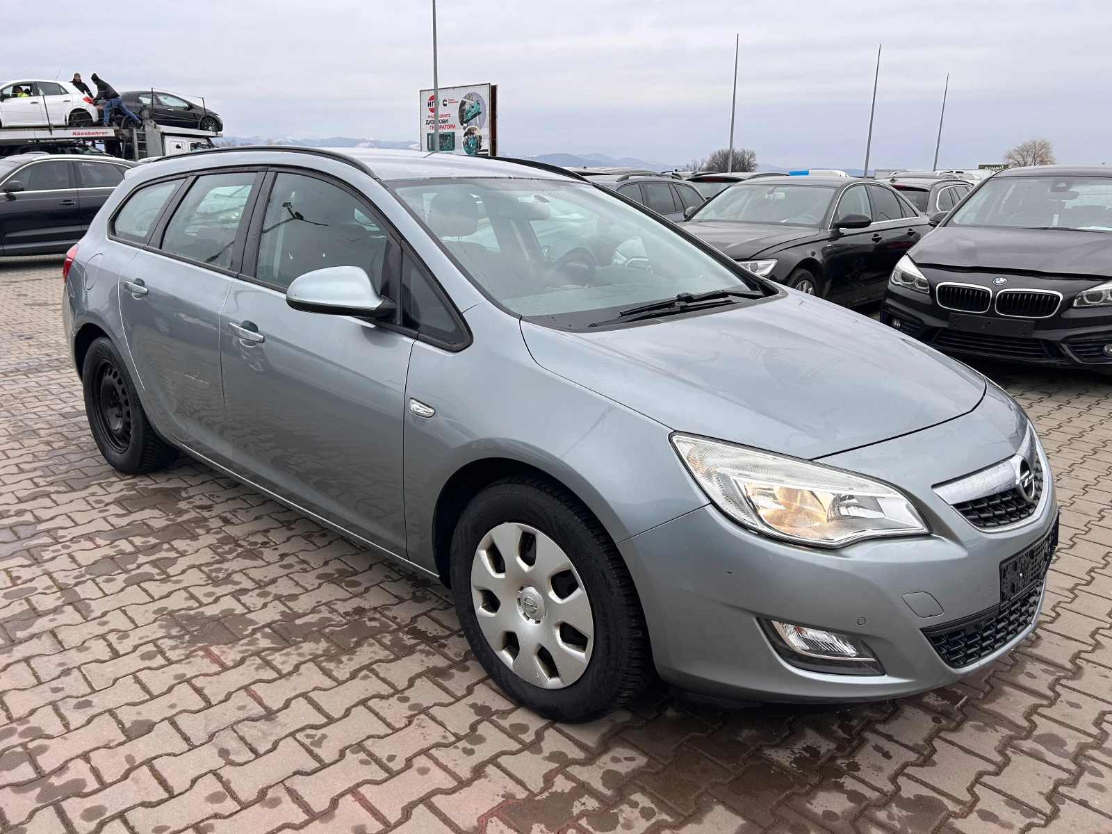 Opel Astra 1.7CDTI NAVI EURO 5 - изображение 4