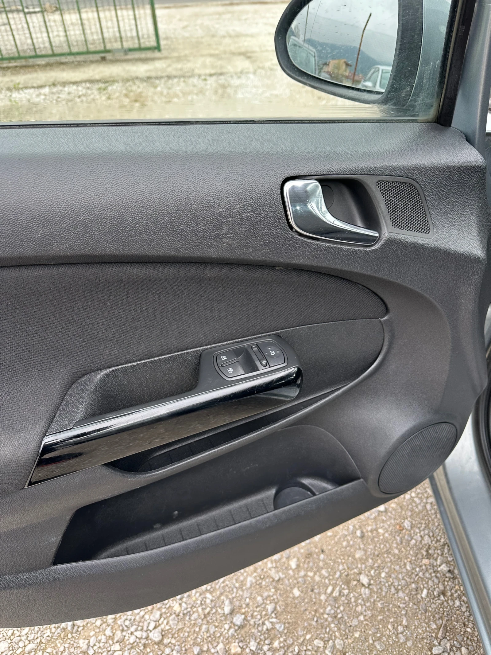 Opel Corsa 1.2 i - изображение 7