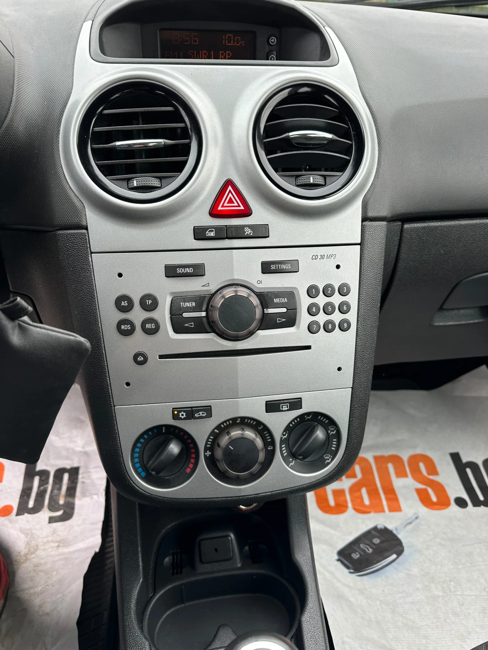 Opel Corsa 1.2 i - изображение 10