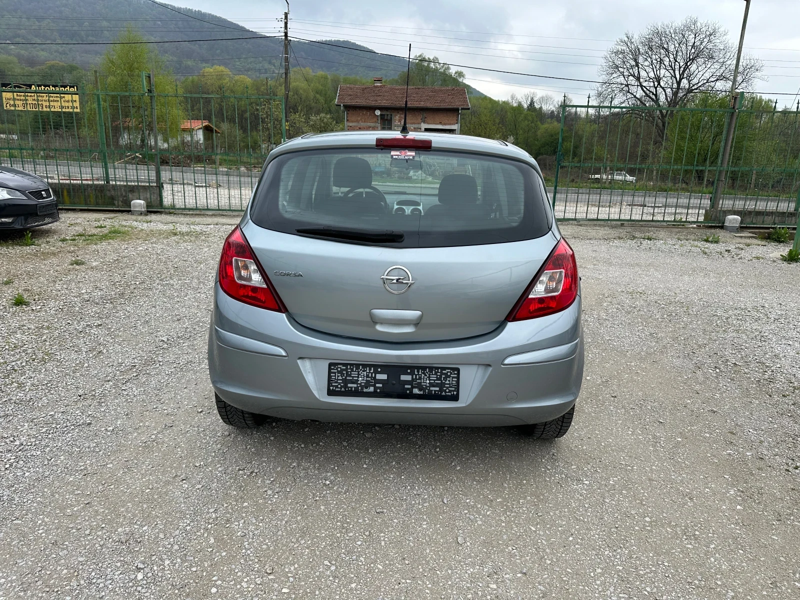 Opel Corsa 1.2 i - изображение 5