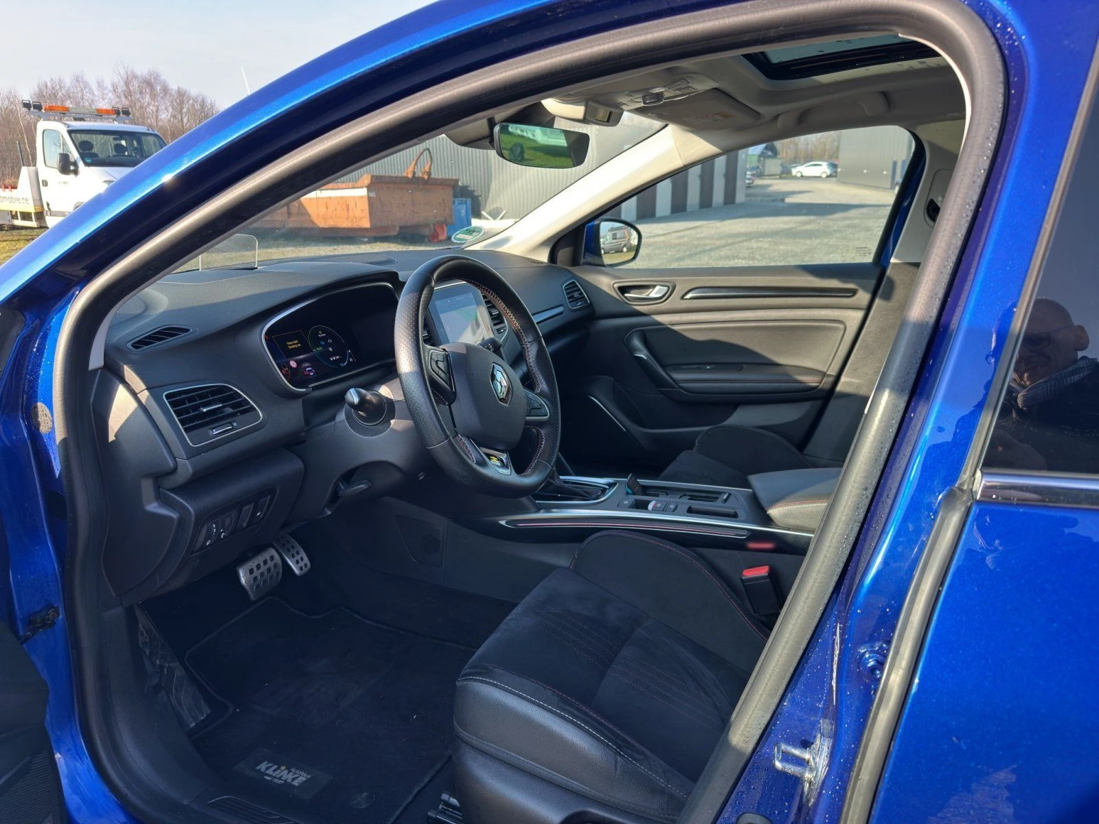 Renault Megane GRANDTOUR/E-TECH/PHEV/160HP/R.S./315v - изображение 7
