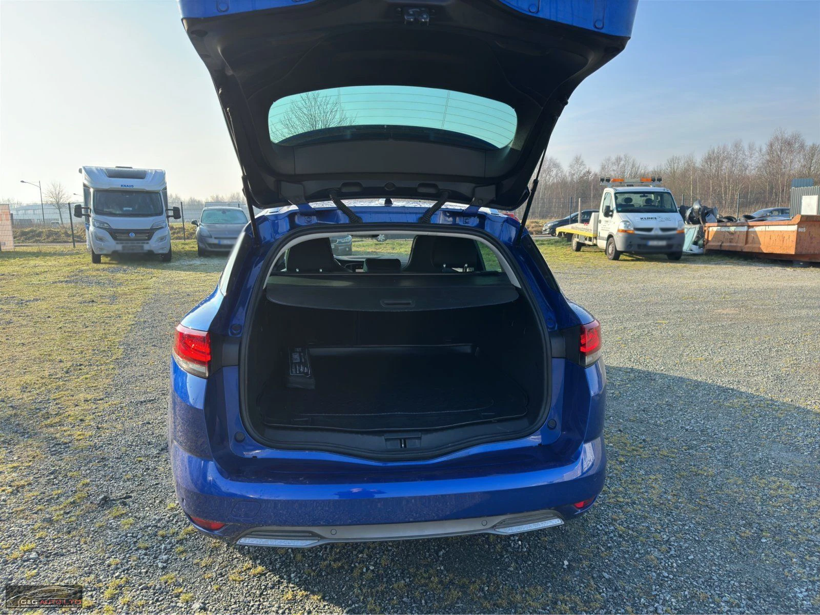 Renault Megane GRANDTOUR/E-TECH/PHEV/160HP/R.S./315v - изображение 4