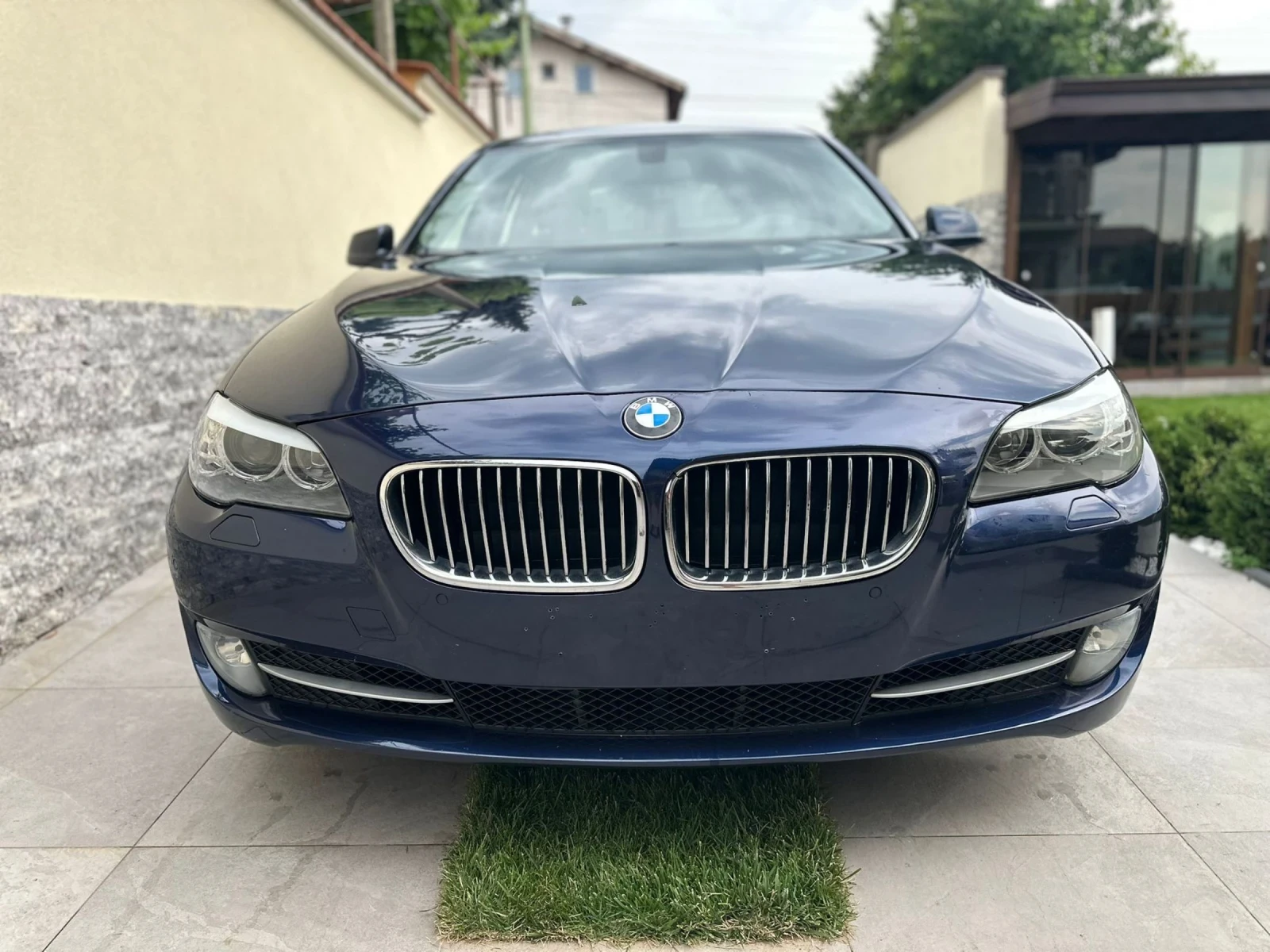 BMW 520 8 скорости автоматик навигация - изображение 3