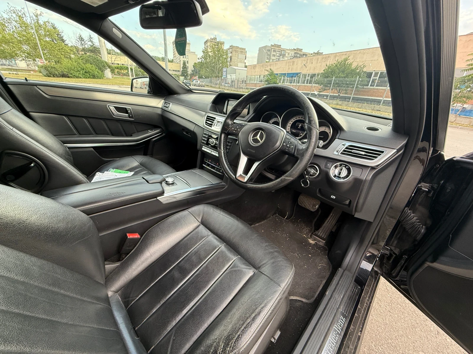Mercedes-Benz E 220 FACE* LED* 7G* Десен* Волан - изображение 9