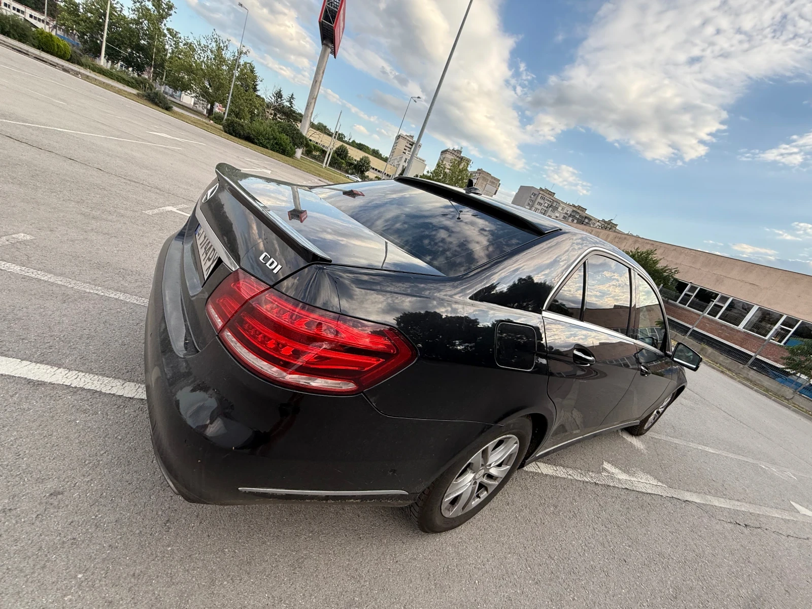 Mercedes-Benz E 220 FACE* LED* 7G* Десен* Волан - изображение 6