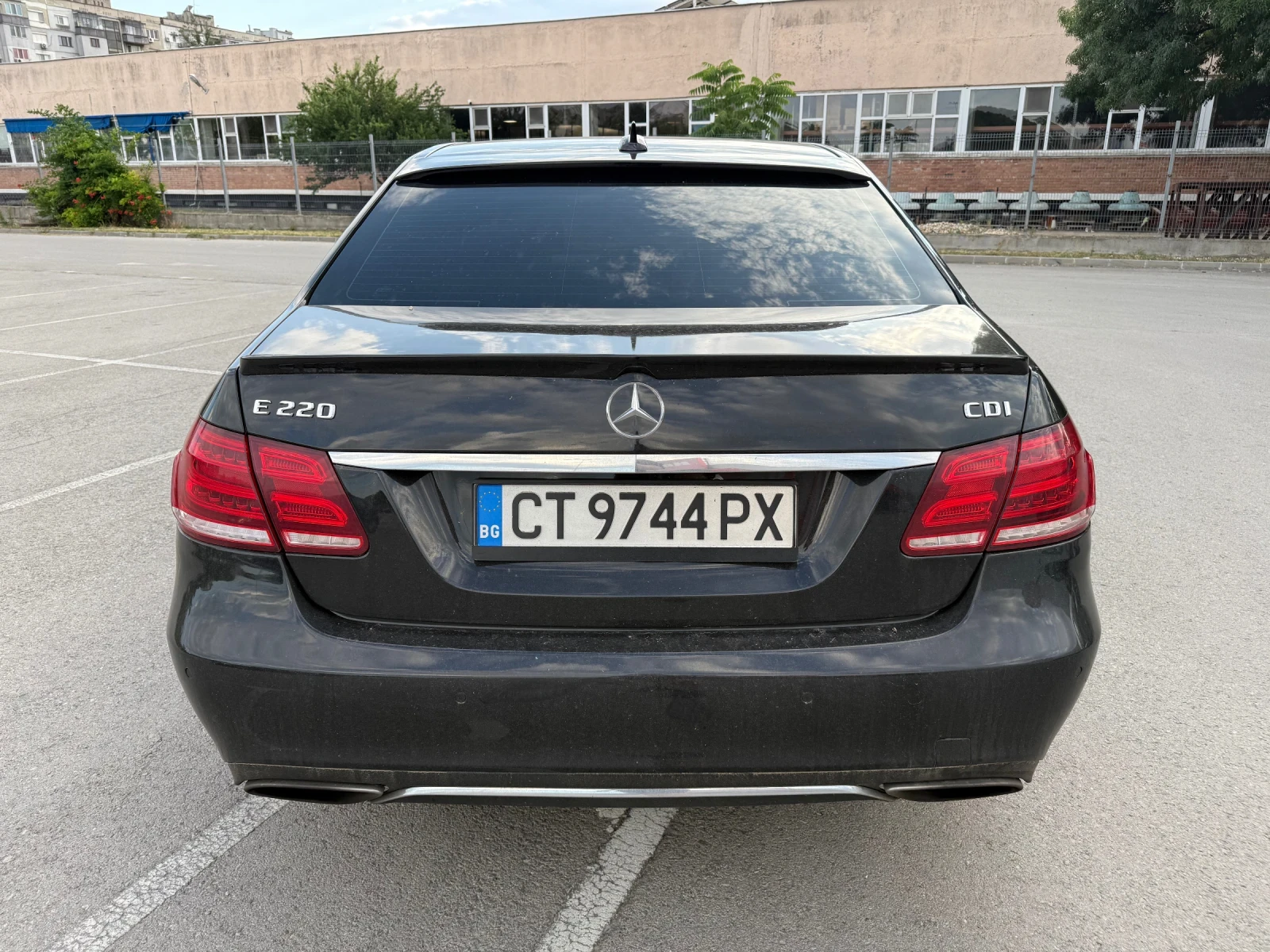 Mercedes-Benz E 220 FACE* LED* 7G* Десен* Волан - изображение 7