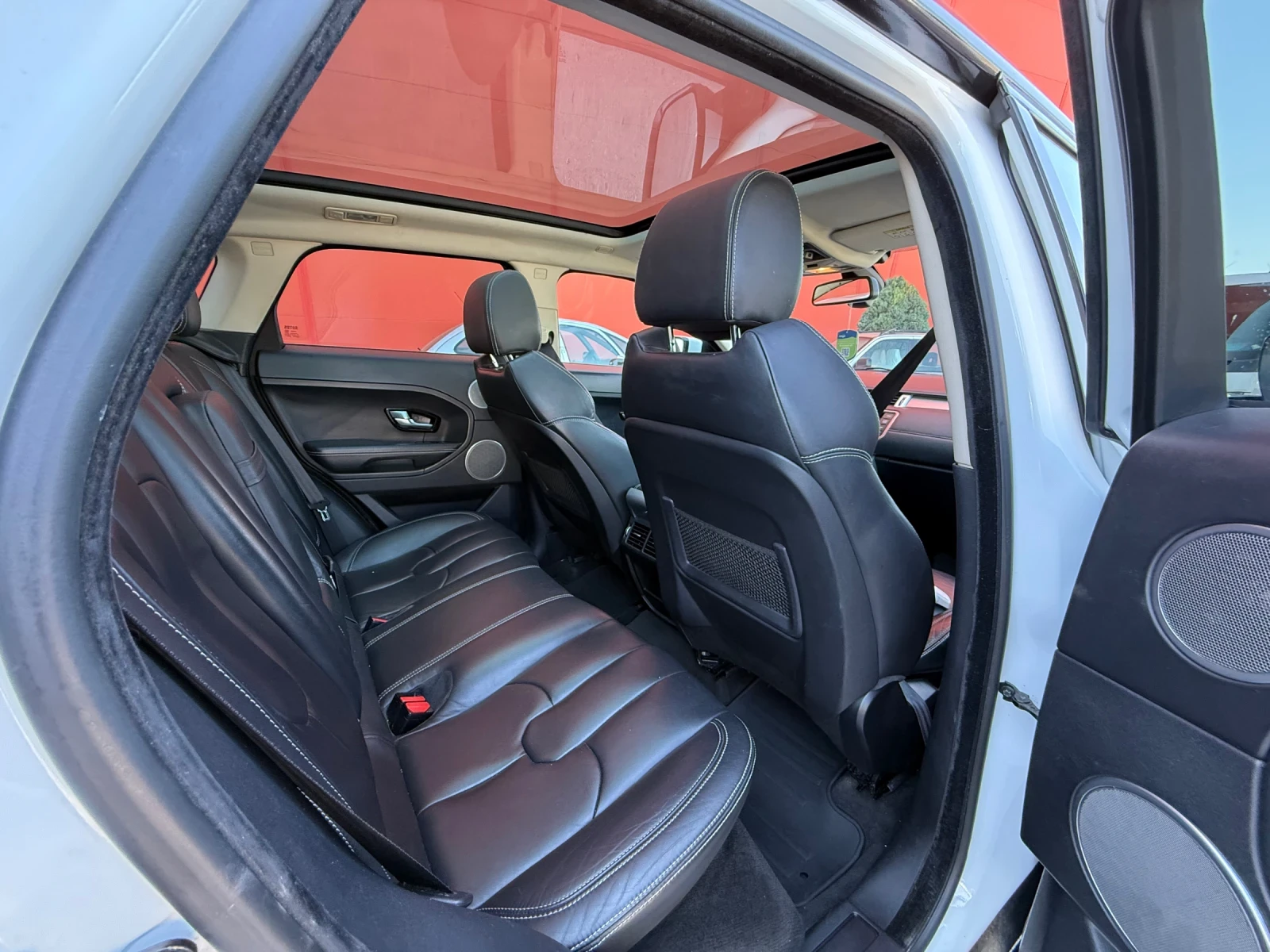 Land Rover Range Rover Evoque 2.0i* Бензин* Автоматик* Кожа* Панорама - изображение 10