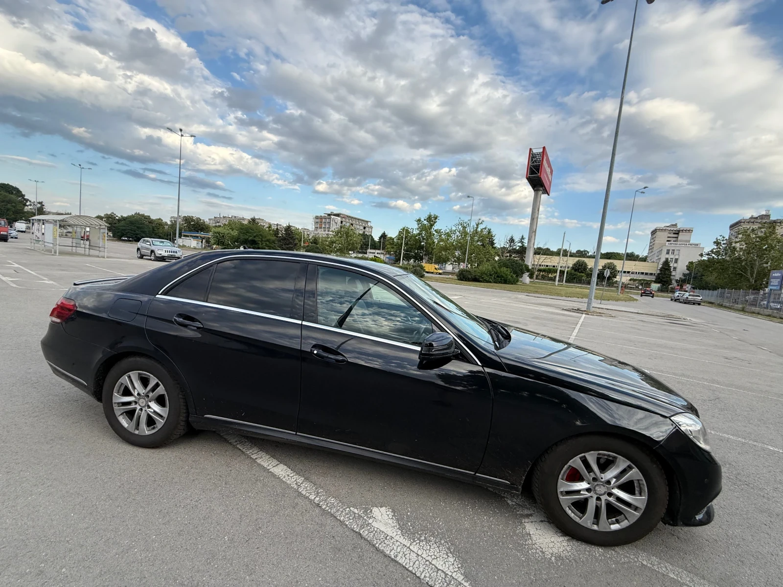Mercedes-Benz E 220 FACE* LED* 7G* Десен* Волан - изображение 5