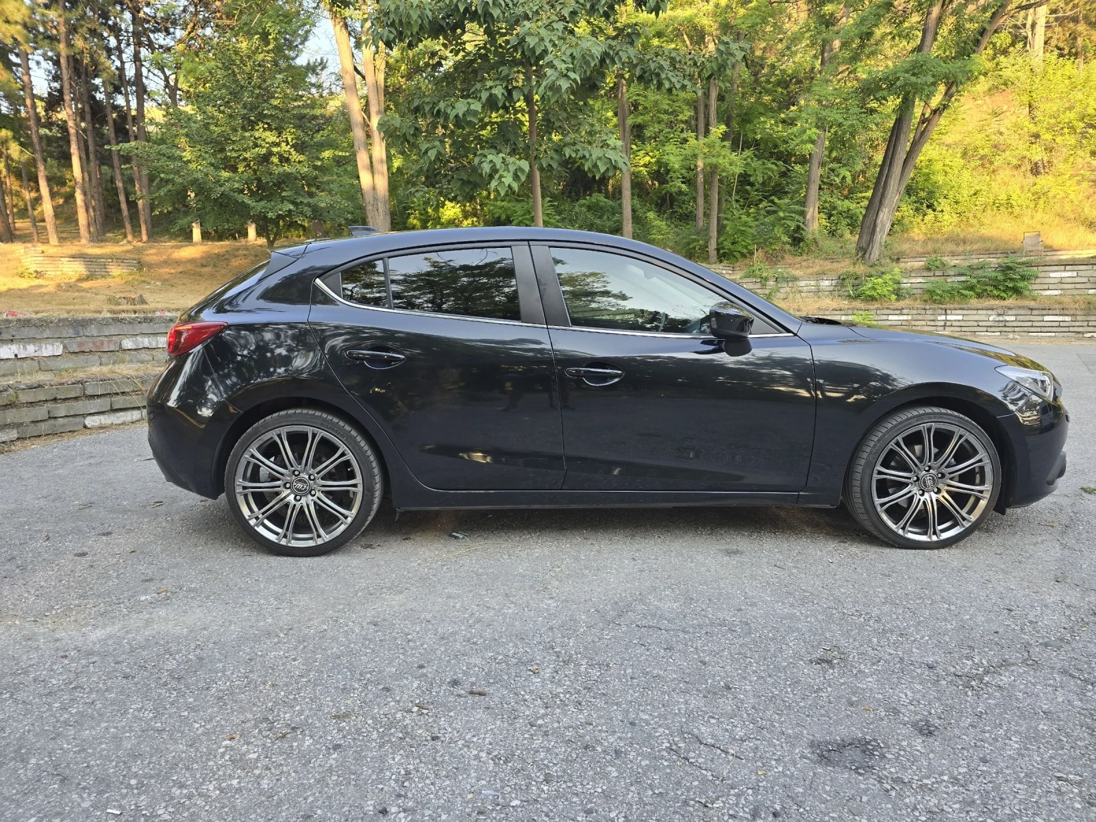 Mazda 3 2.2 - изображение 7