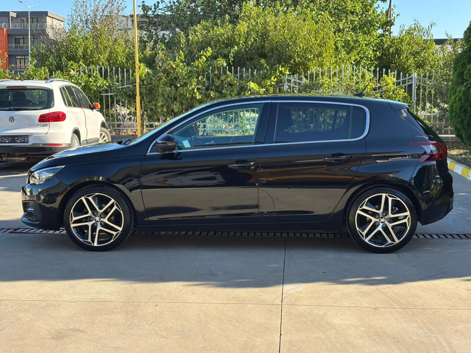 Peugeot 308 PIRETECH 1.2i 130CH BVM6 | Mobile.bg � ����������� 7