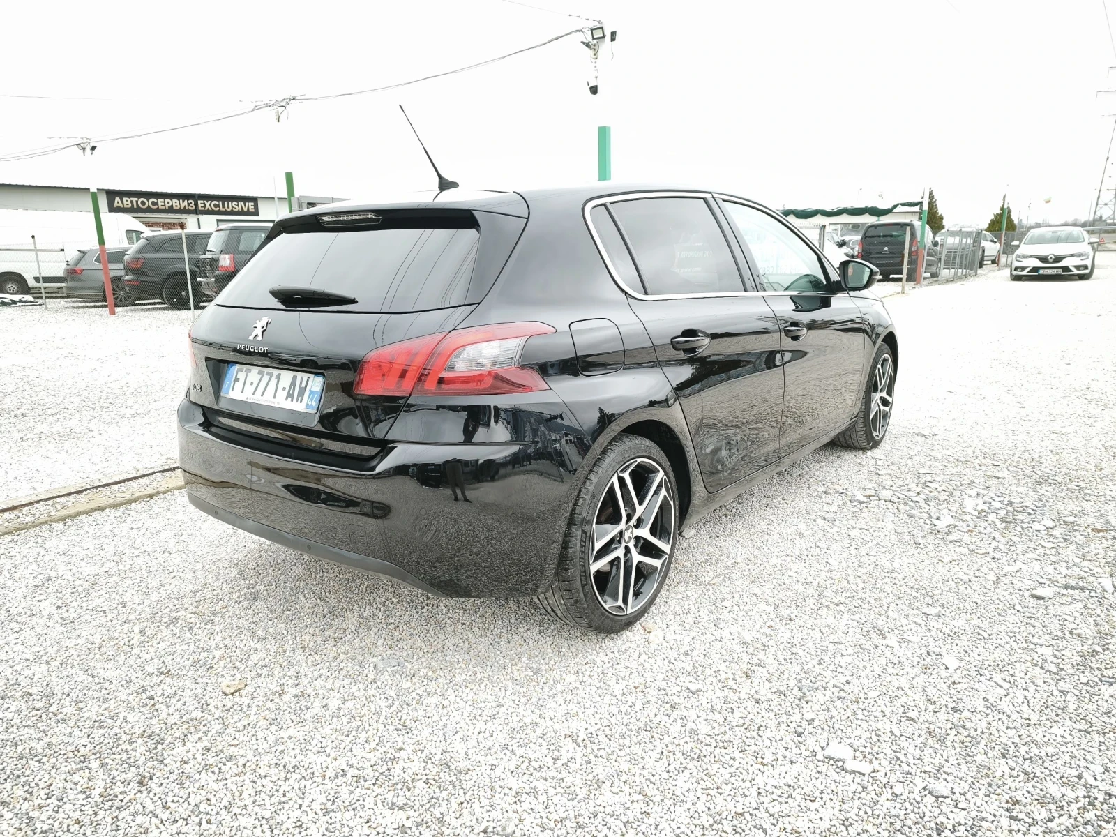 Peugeot 308 PIRETECH 1.2i 130CH BVM6 - изображение 7