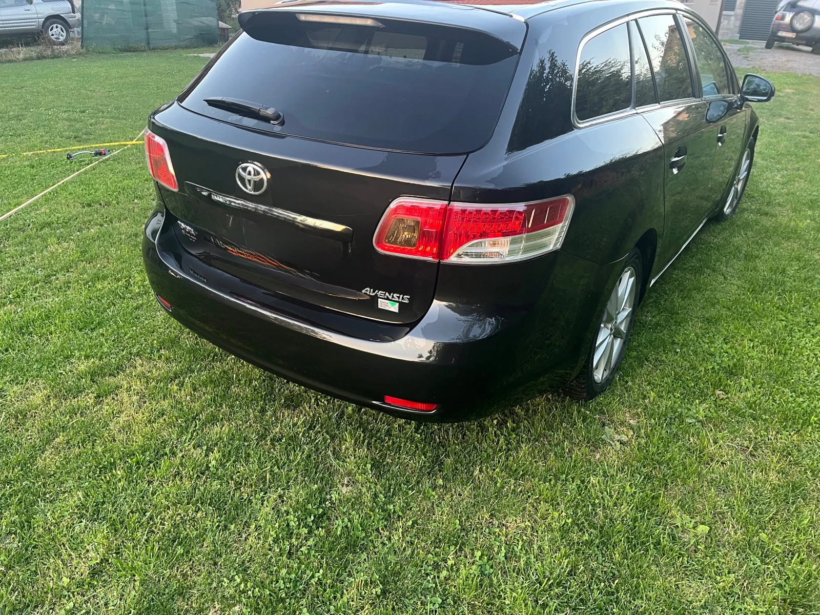 Toyota Avensis  - изображение 3
