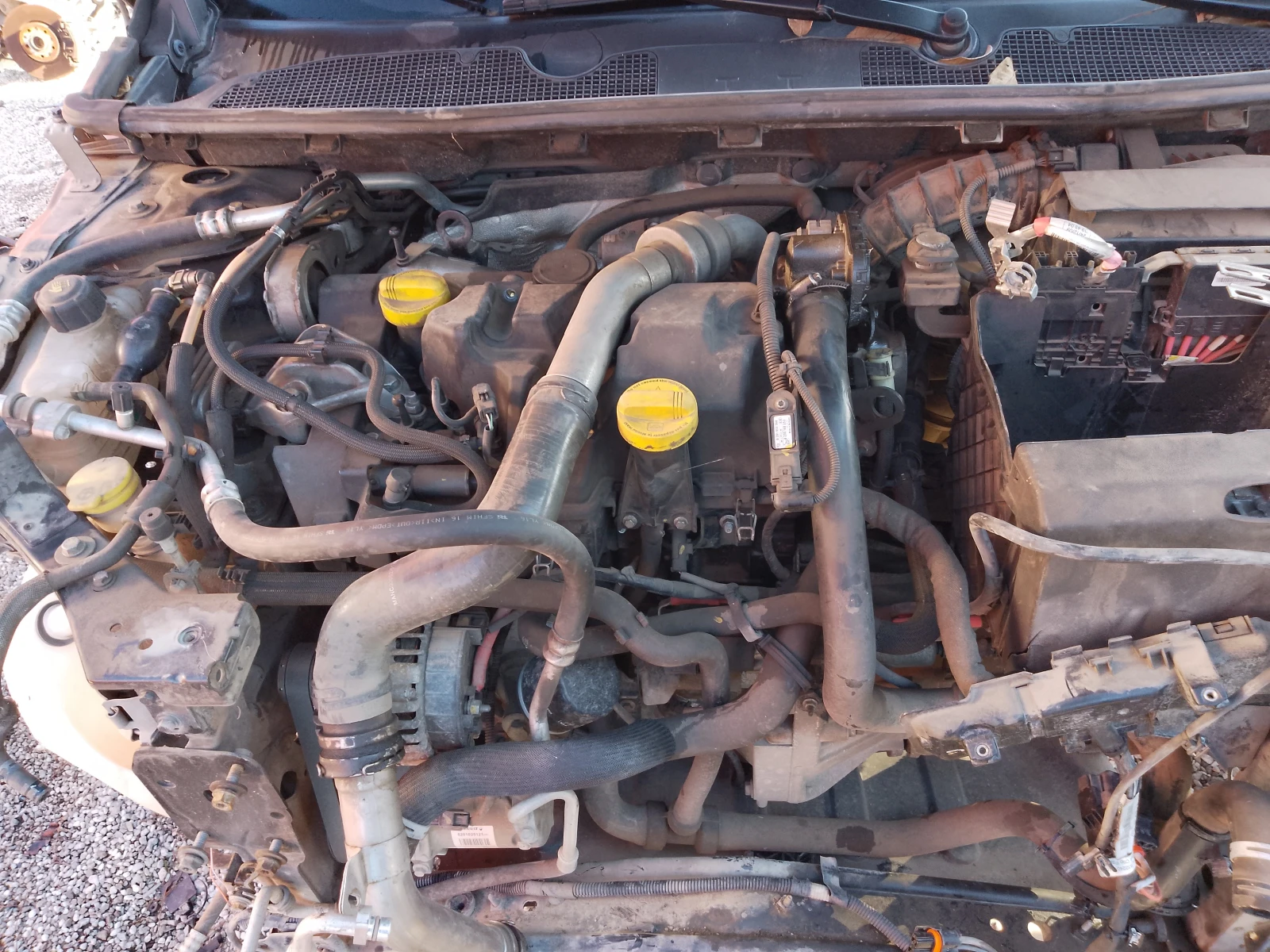 Renault Fluence 1.5dci K9KG832 - изображение 5