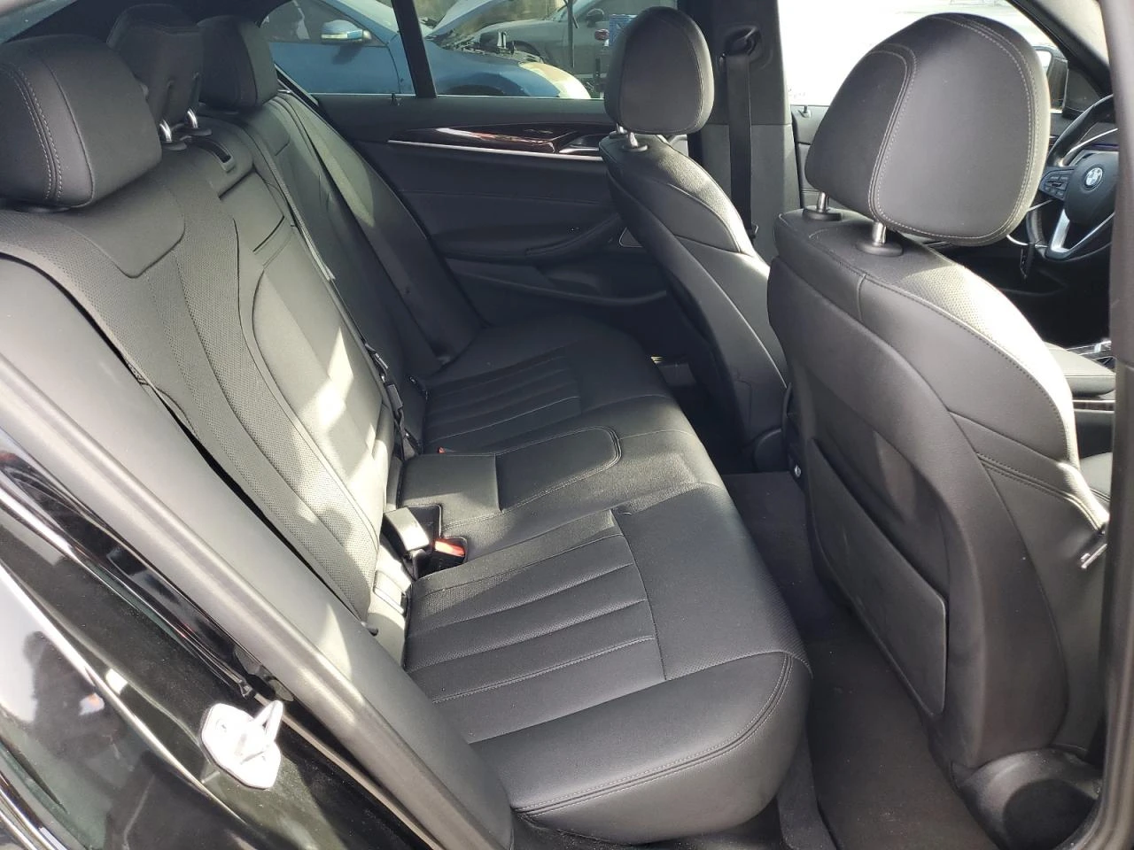 BMW 530 HEAD-UP* Harman/kardon* PANORAMA - изображение 10