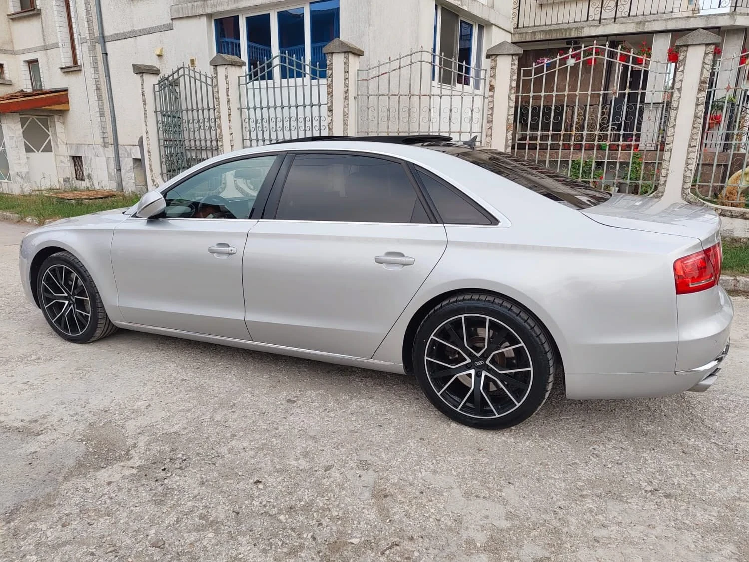 Audi A8 Leasing 4.2 TDi  - изображение 6