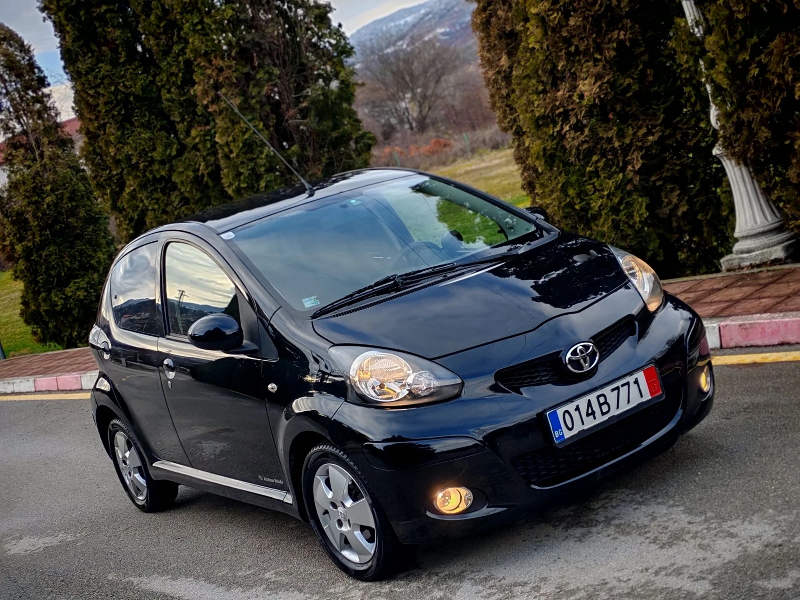 Toyota Aygo 1.0VVTI(68)* FACELIFT* ��� ����*  | Mobile.bg � ����������� 1