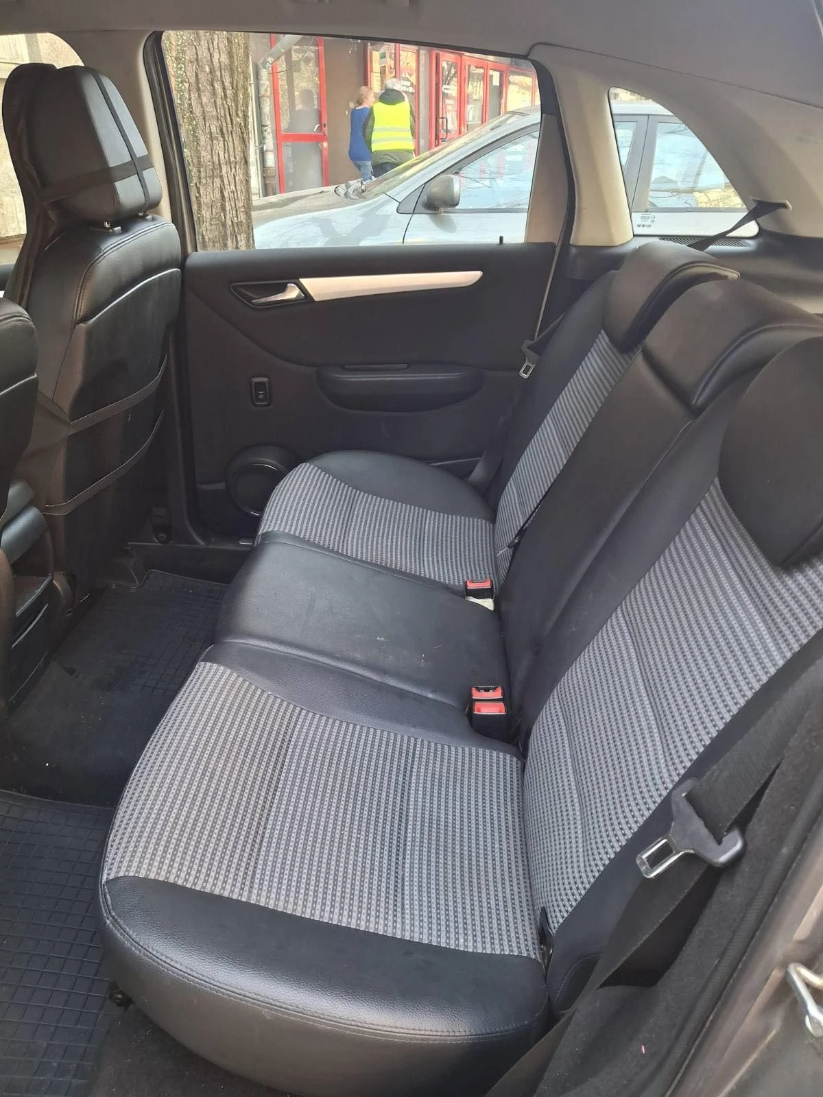 Mercedes-Benz B 200  - изображение 5