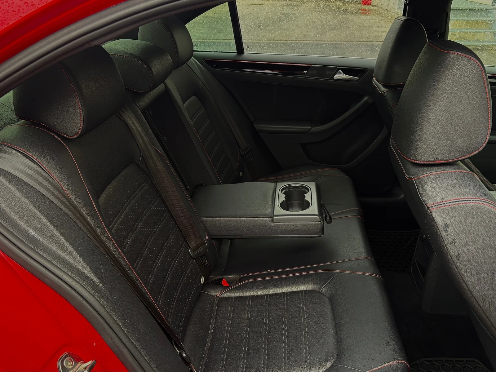 VW Golf GTI Jetta GLI 2.0TSI DSG* Камера* Обслужен* ПаркПи, снимка 12 - Автомобили и джипове - 54236127