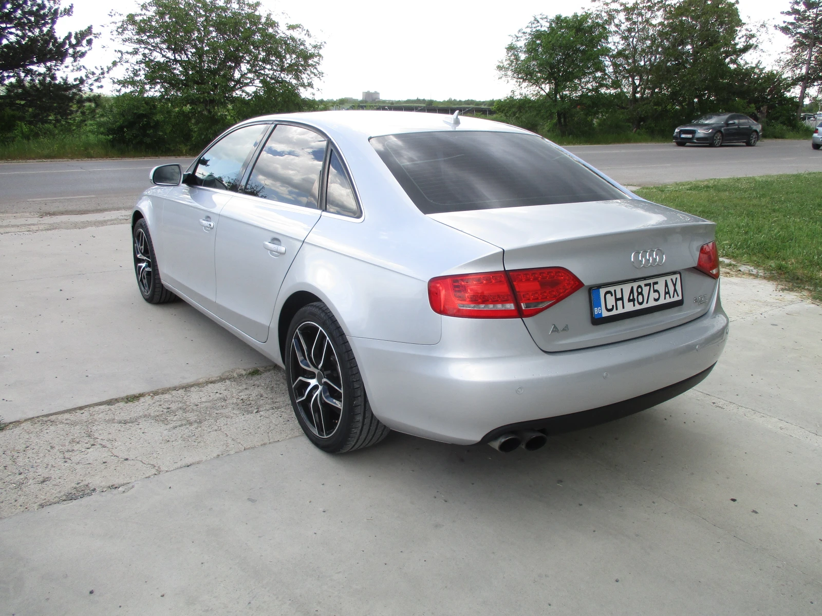 Audi A4 2.0ТУРБО/БЕНЗИН/АВТОМАТИК/КАТО НОВА/, снимка 6 - Автомобили и джипове - 54533225
