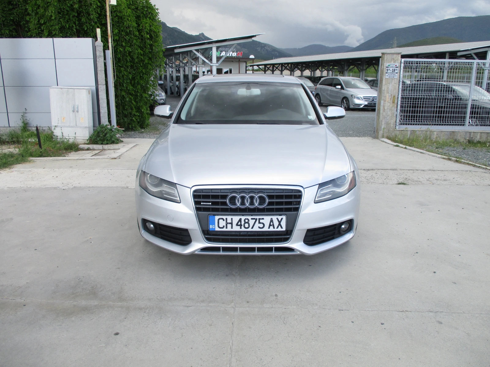 Audi A4 2.0ТУРБО/БЕНЗИН/АВТОМАТИК/КАТО НОВА/