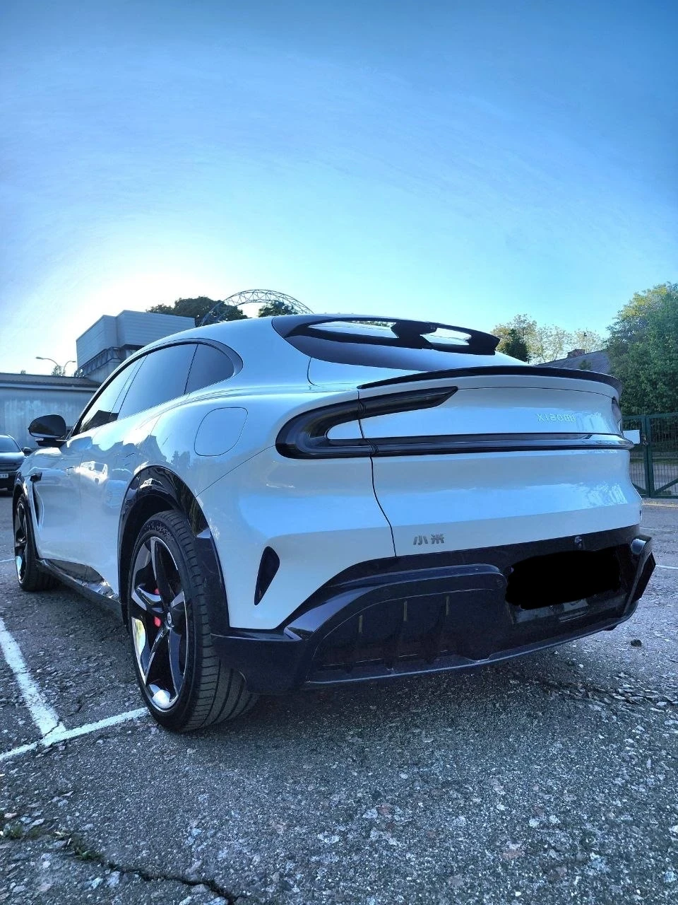 Xiaomi YU7 MAX AWD carbon, снимка 13 - Автомобили и джипове - 54684040