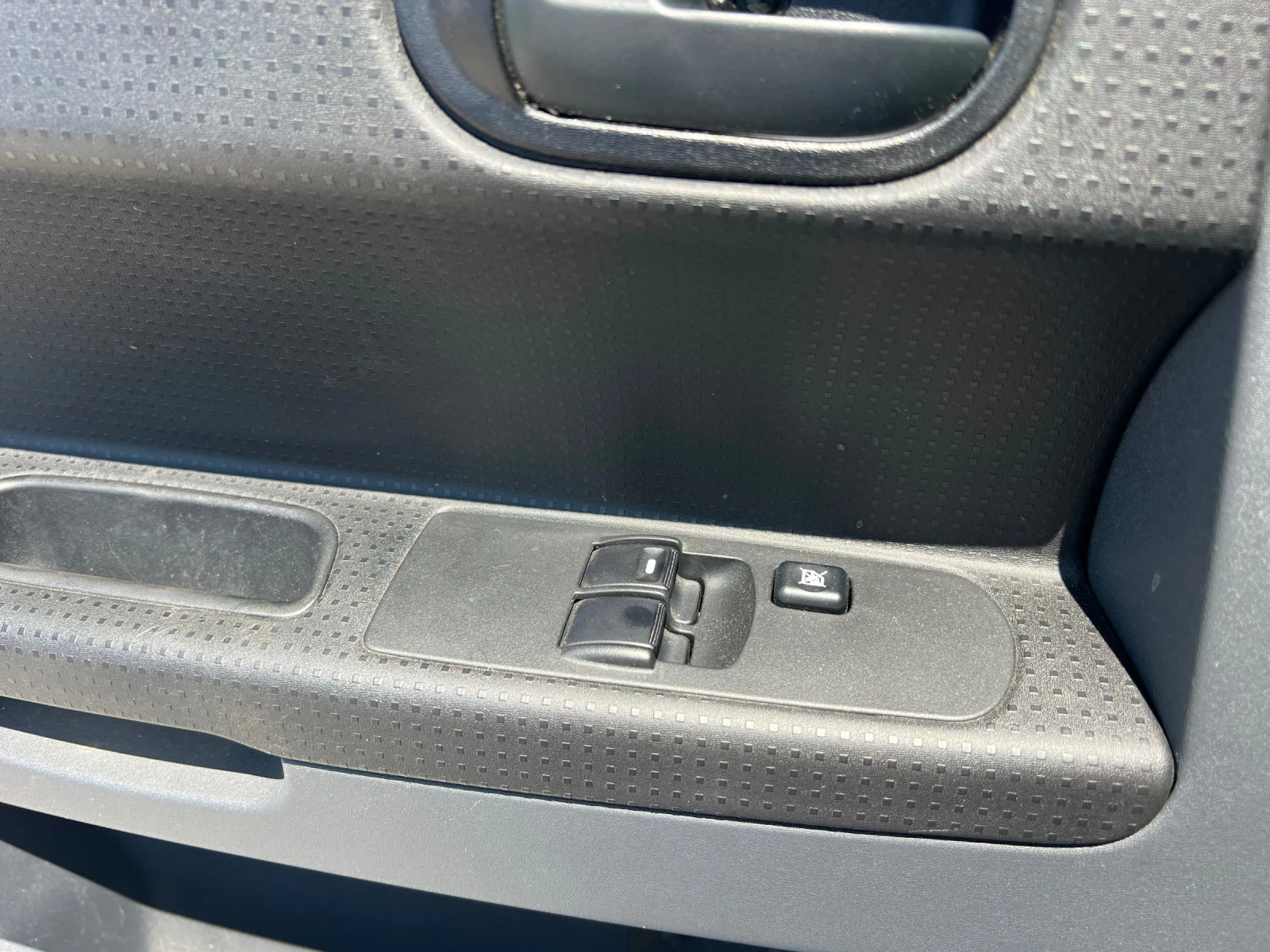Mitsubishi Colt 1.2 75 коня бензин 35000км нов внос Австрия, снимка 15 - Автомобили и джипове - 54790546