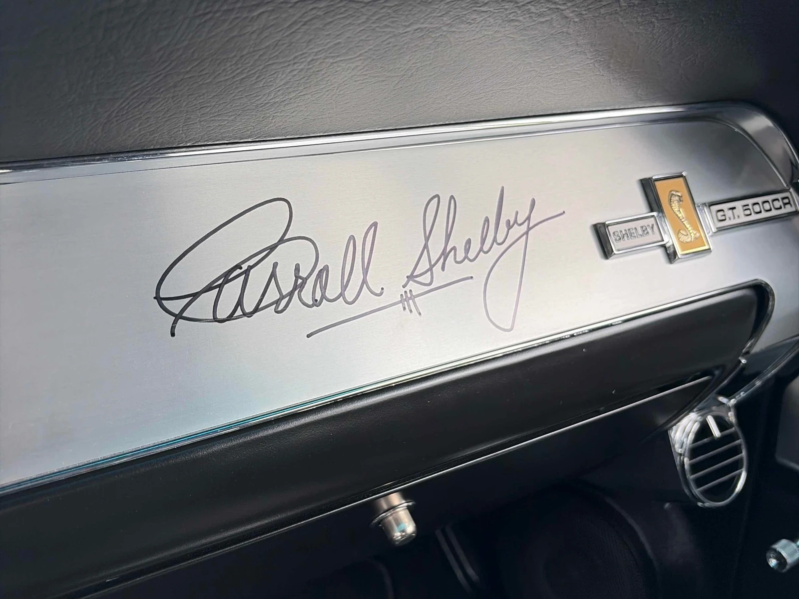 Ford 12m 5.0L 8cyl RWD | Mobile.bg � ����������� 10