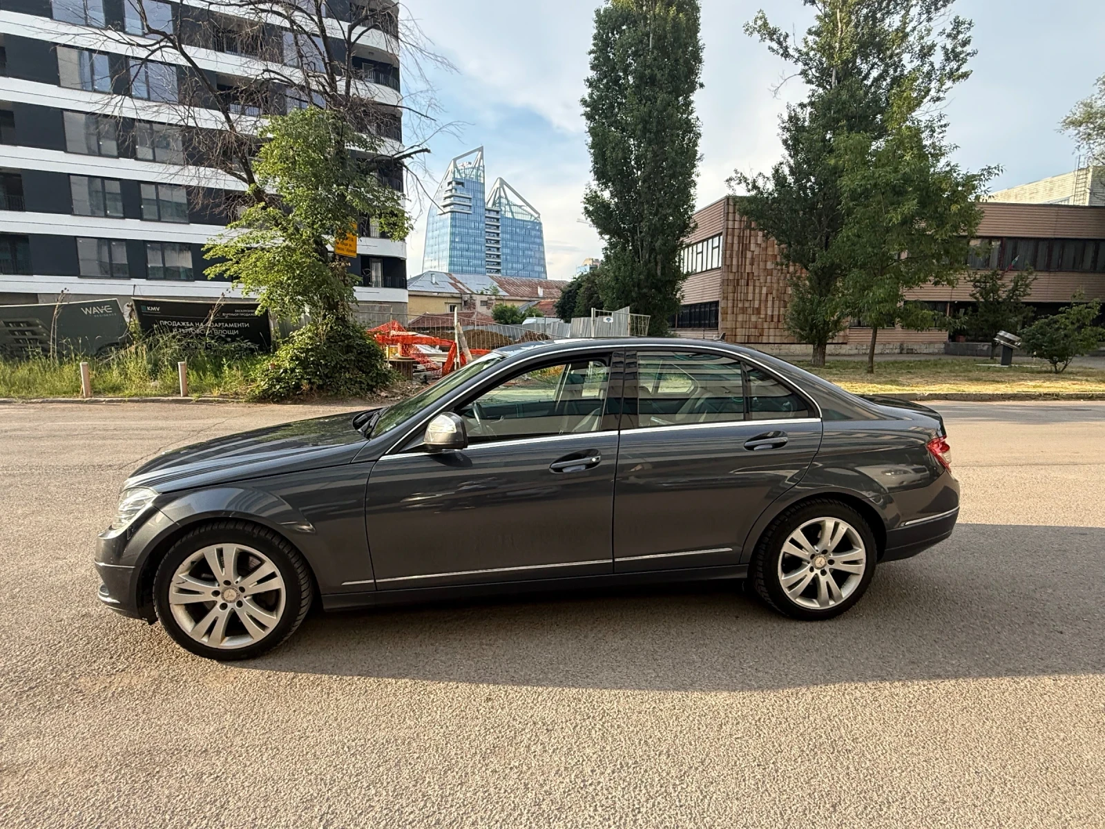Mercedes-Benz C 320 4MATIC CDI , снимка 2 - Автомобили и джипове - 55002336