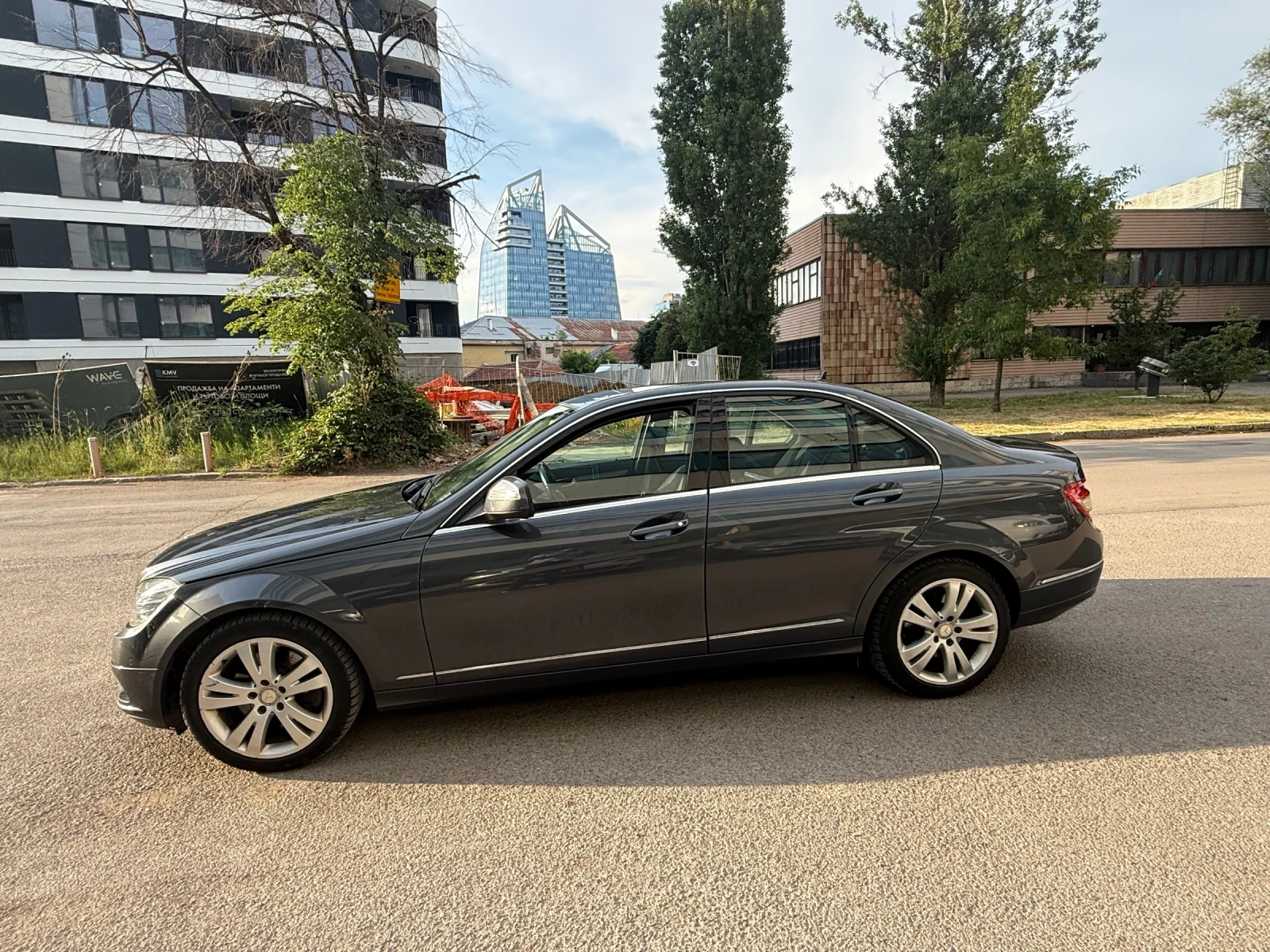 Mercedes-Benz C 320 4MATIC CDI , снимка 4 - Автомобили и джипове - 55002336