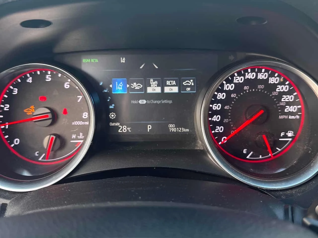 Toyota Camry * XSE * CARFAX * ПАНО * KEYLESS * ПОДГРЕВ * , снимка 8 - Автомобили и джипове - 55176194