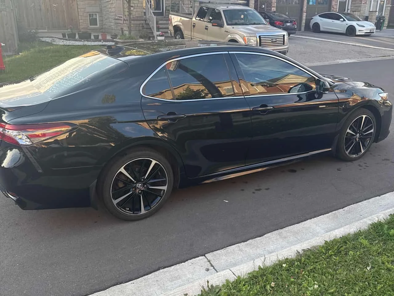 Toyota Camry * XSE * CARFAX * ПАНО * KEYLESS * ПОДГРЕВ * , снимка 3 - Автомобили и джипове - 55176194