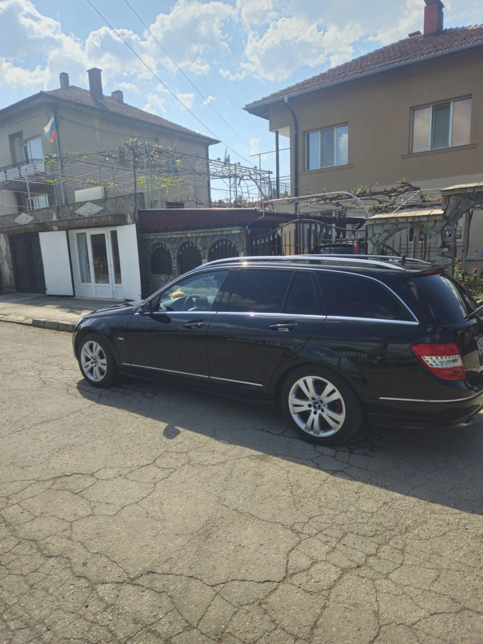 Mercedes-Benz C 220, снимка 8 - Автомобили и джипове - 55326818