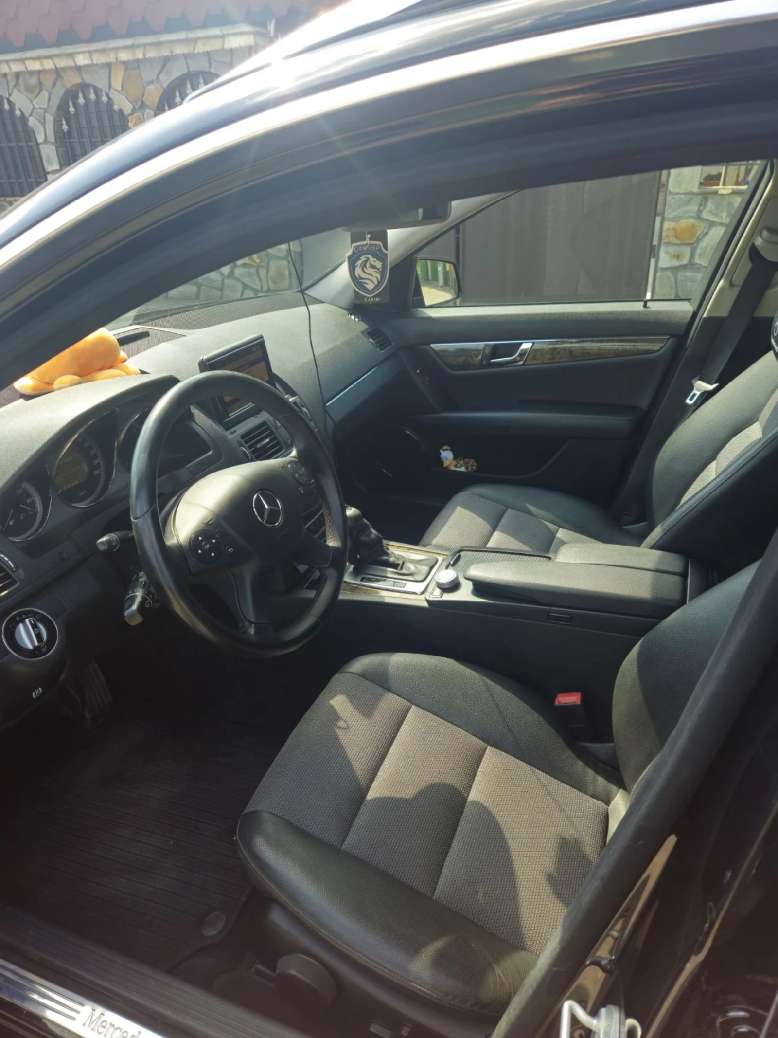 Mercedes-Benz C 220, снимка 9 - Автомобили и джипове - 55326818