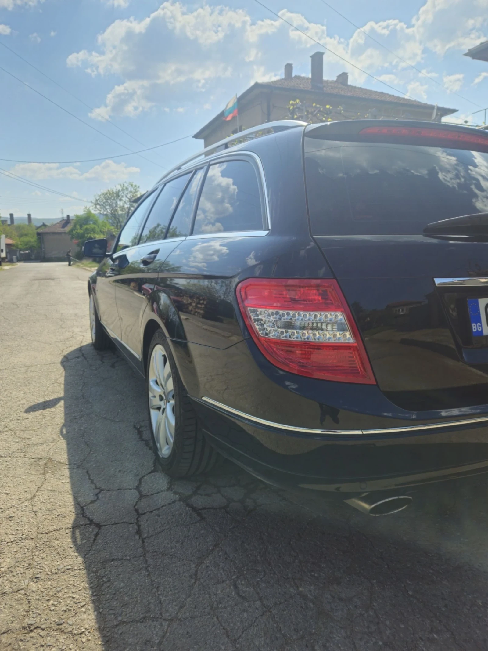 Mercedes-Benz C 220, снимка 7 - Автомобили и джипове - 55326818