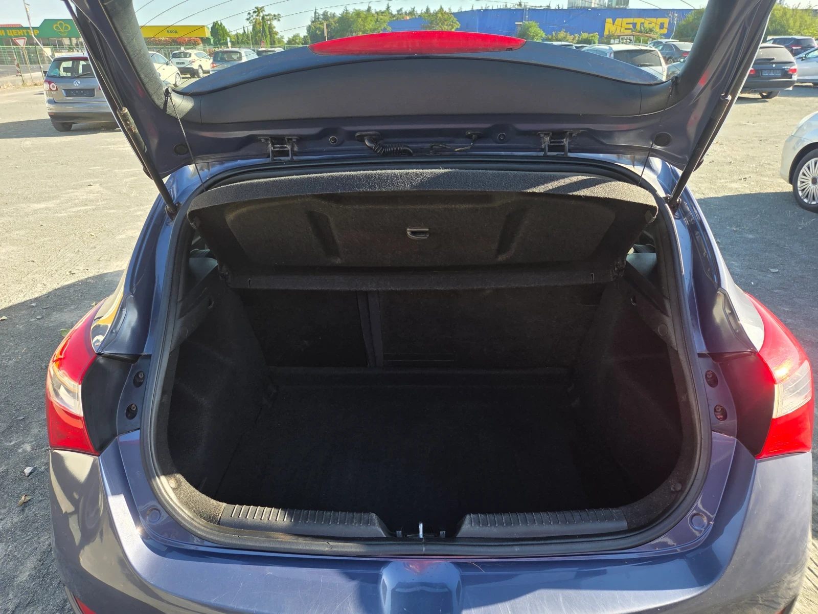 Hyundai I30 1, 4i100ks6skLED76000kmEU5B, снимка 13 - Автомобили и джипове - 56023078