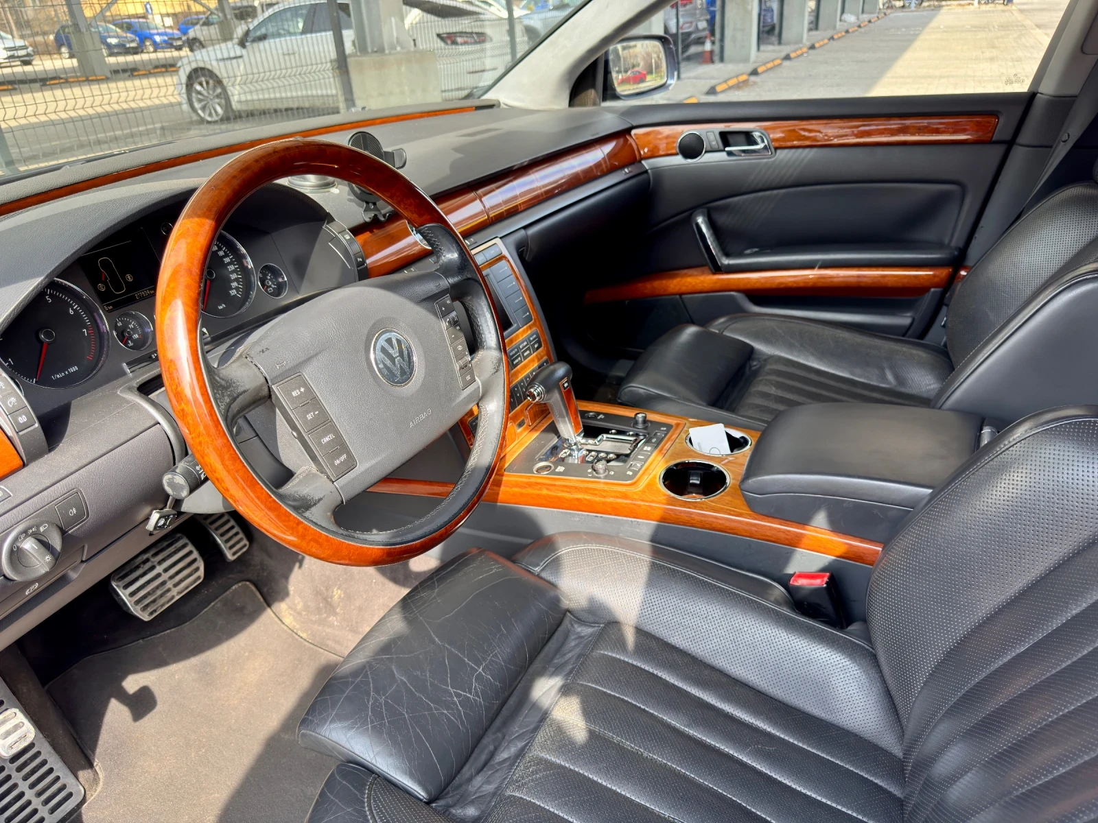 VW Phaeton 4.2, снимка 11 - Автомобили и джипове - 56088409