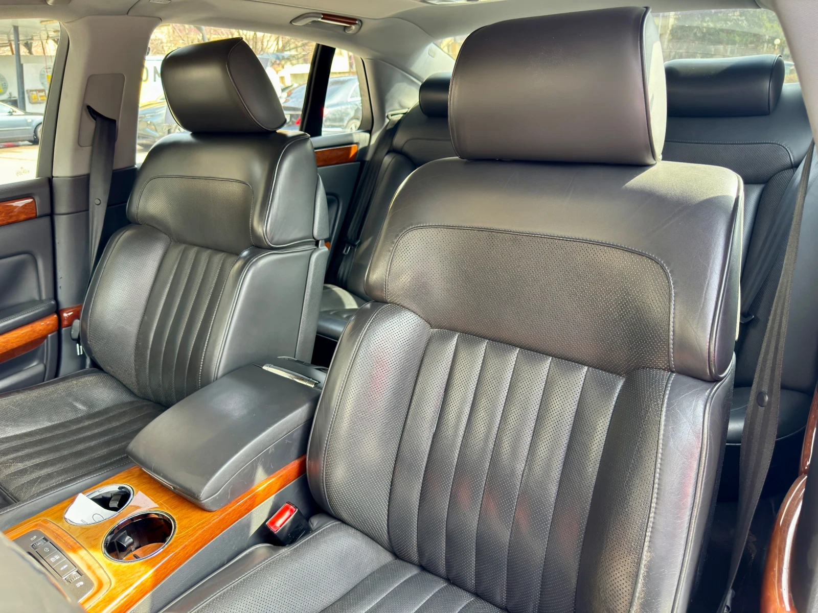 VW Phaeton 4.2, снимка 8 - Автомобили и джипове - 56088409