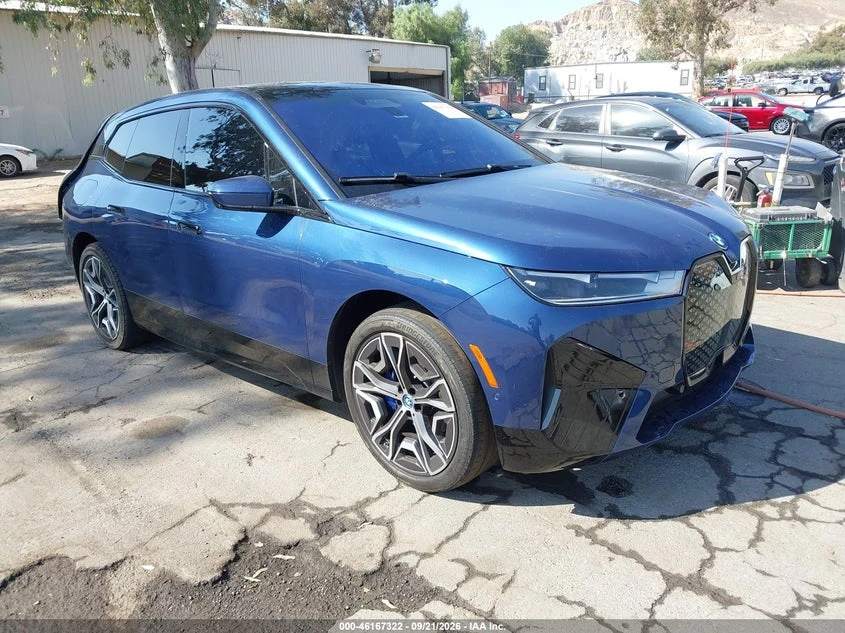 BMW iX xDrive50