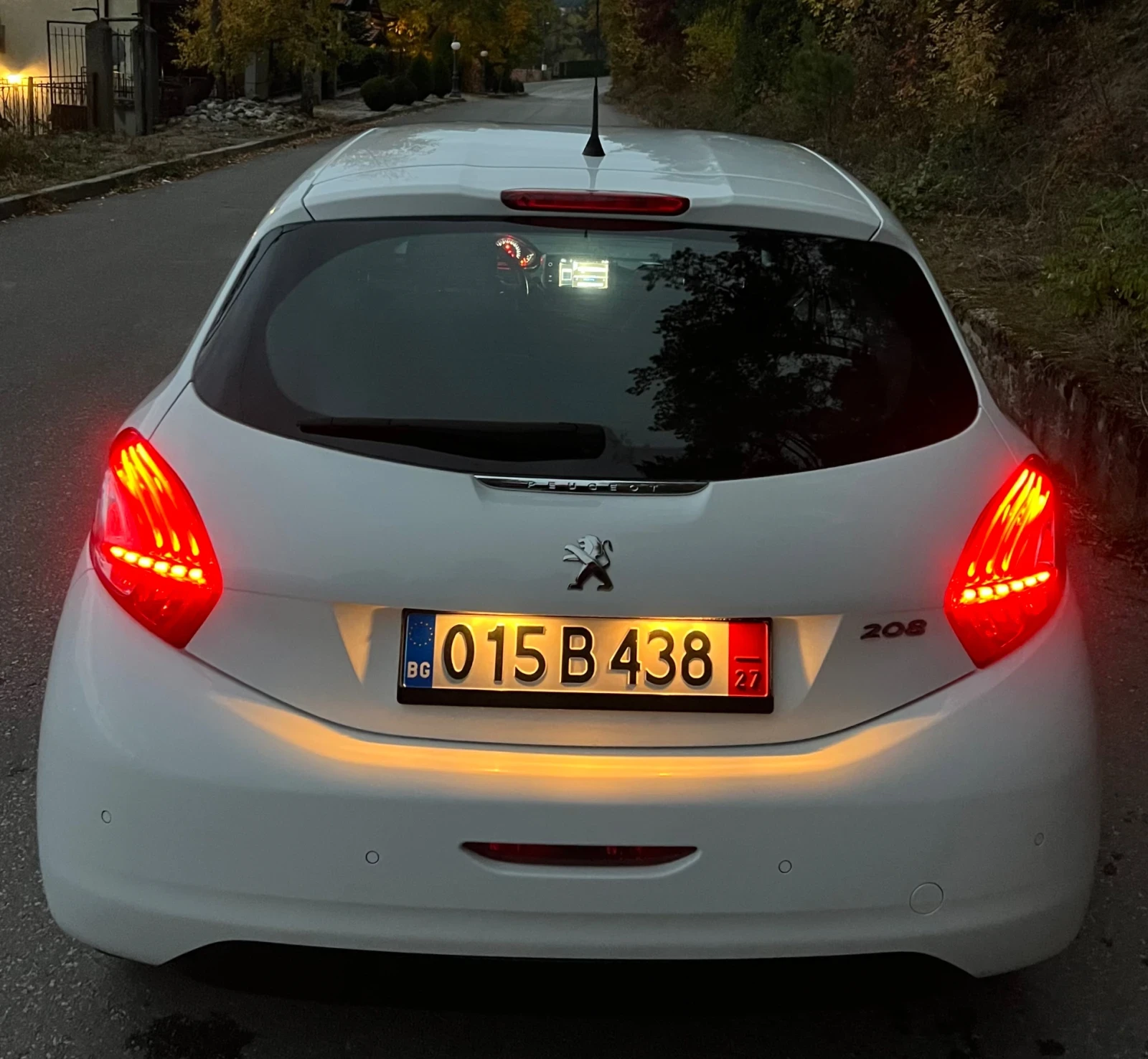 Peugeot 208 VTI 95к.с., снимка 7 - Автомобили и джипове - 56738783