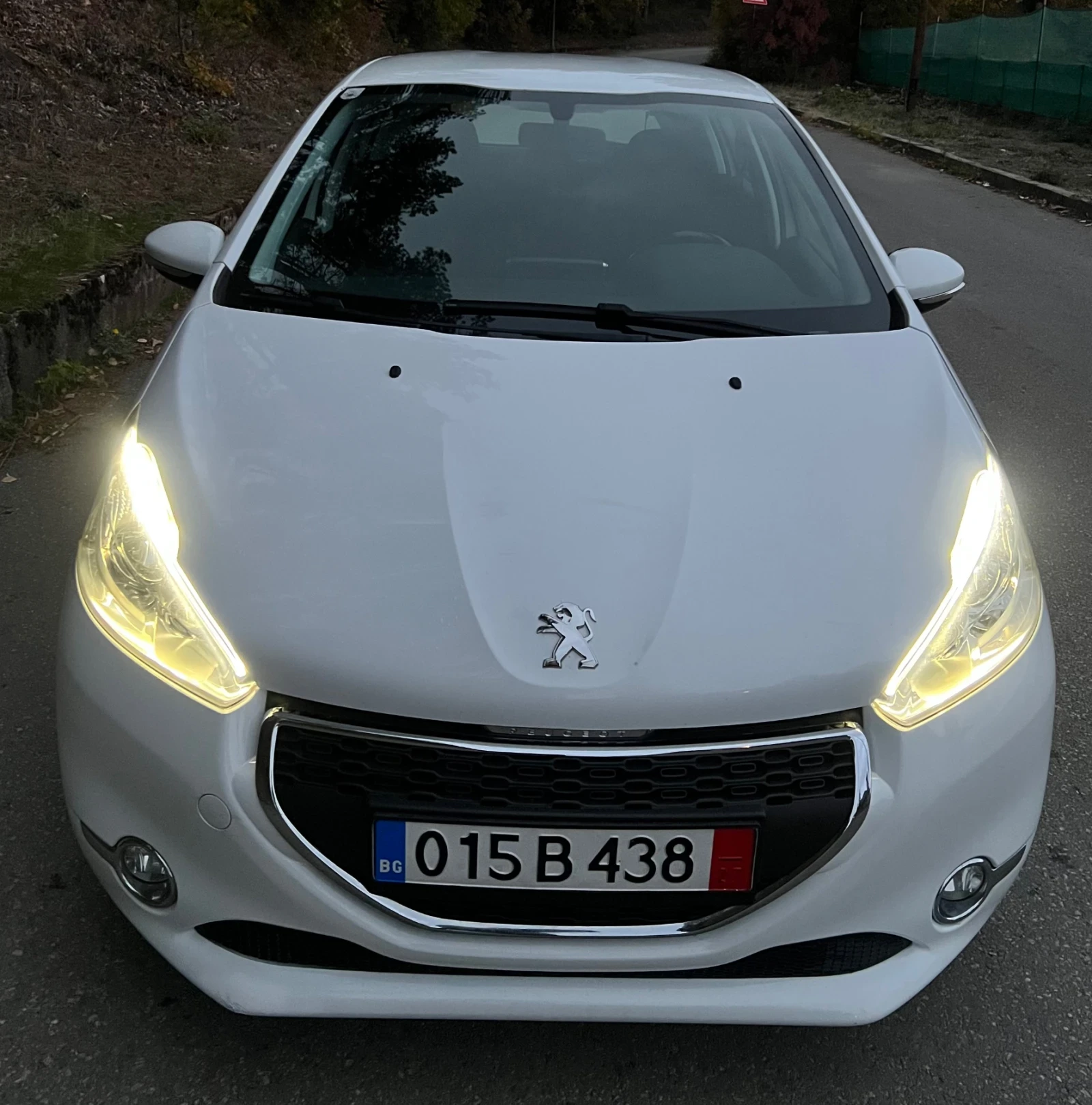 Peugeot 208 VTI 95к.с., снимка 2 - Автомобили и джипове - 56738783