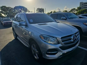  Mercedes-Benz GLE 40...