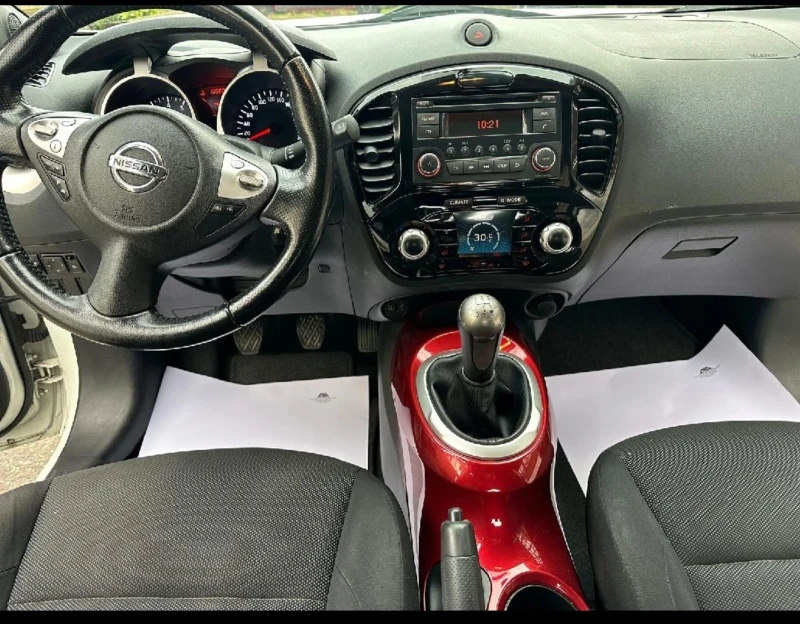 Nissan Juke 1.6 Швейцария , снимка 8 - Автомобили и джипове - 48892356