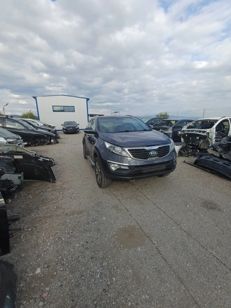 Kia Sportage 2.0crdi-184кс НА ЧАСТИ, снимка 2 - Автомобили и джипове - 51896393