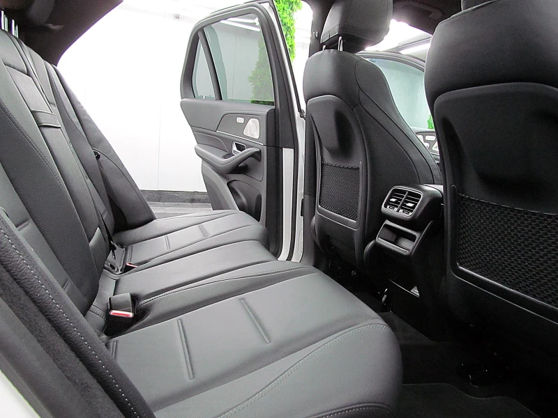 Mercedes-Benz GLE 350 9G, AMG LINE, PANO, DISTR, BURMEST, СОБСТВЕН ЛИЗИН, снимка 9 - Автомобили и джипове - 52451815